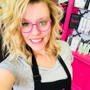 Meet your Posher, Jacqueline